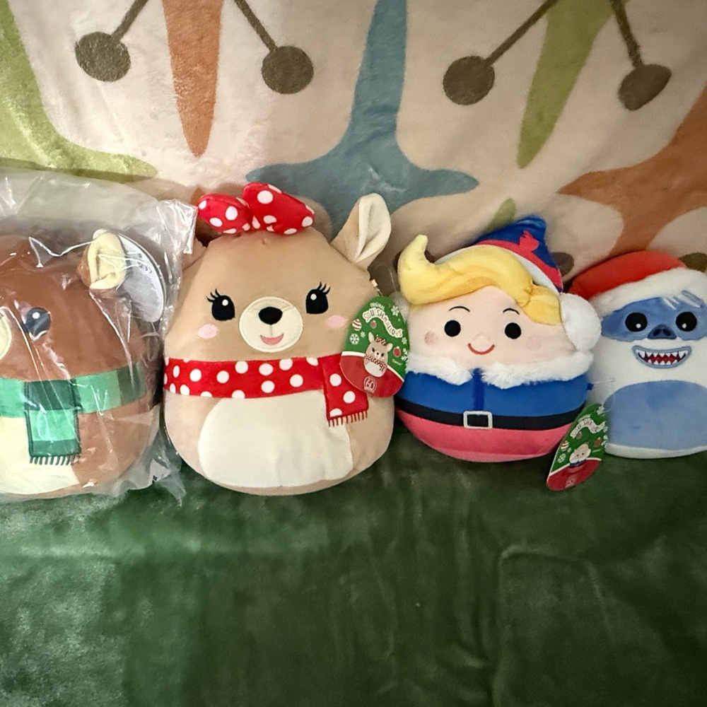 RUDOLPH SQUISHMALLOW SET NWT
